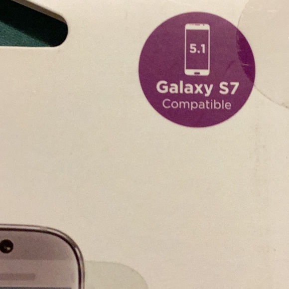 Cell phone screen care kit. Sealed in bag. - Picture 6 of 6